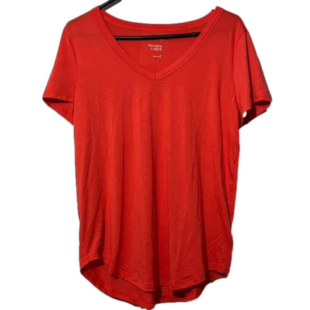 SO Favorite Tee in Bright Coral Size Medium